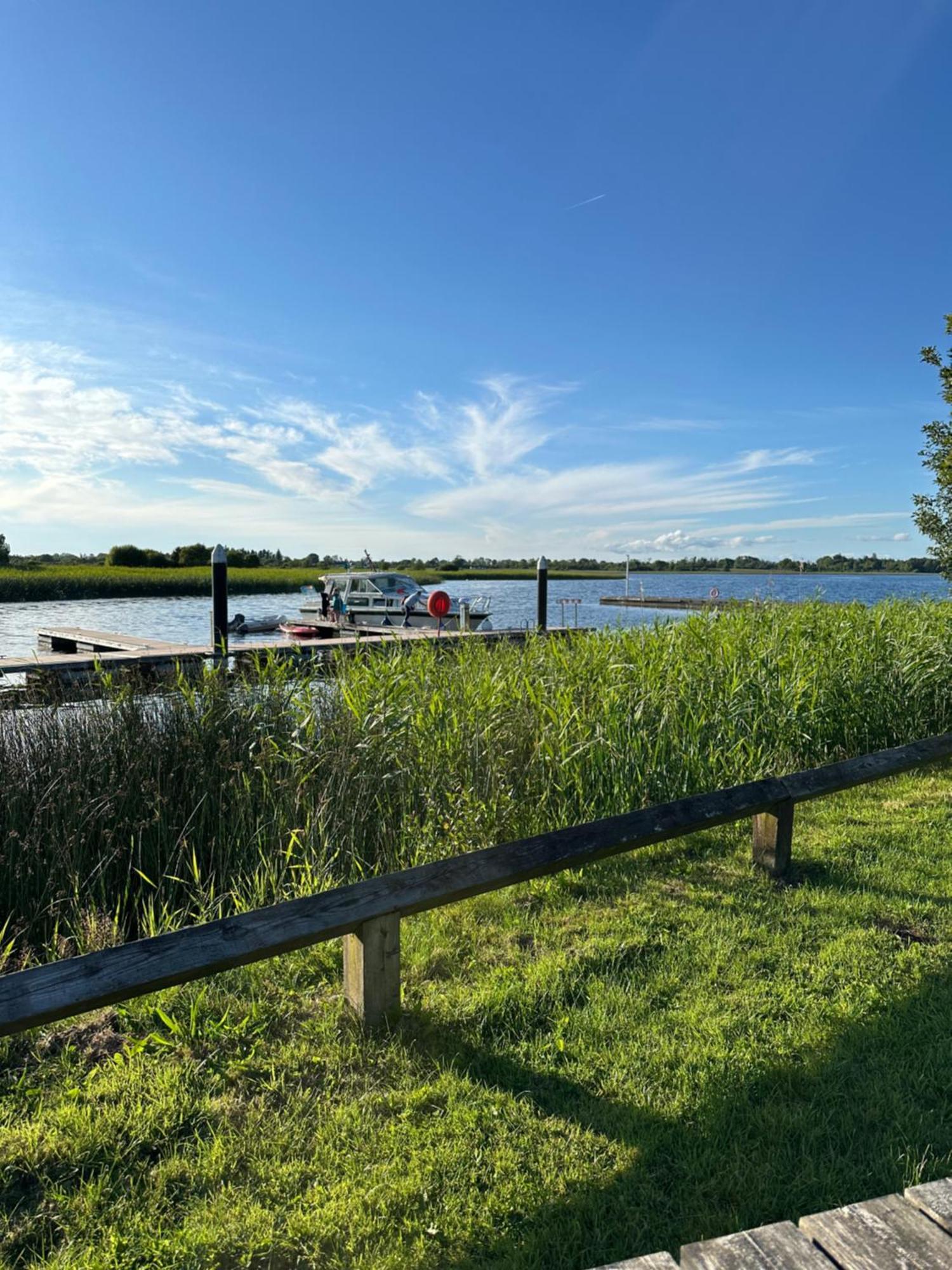 Home Near The River Shannon Rooskey Ngoại thất bức ảnh