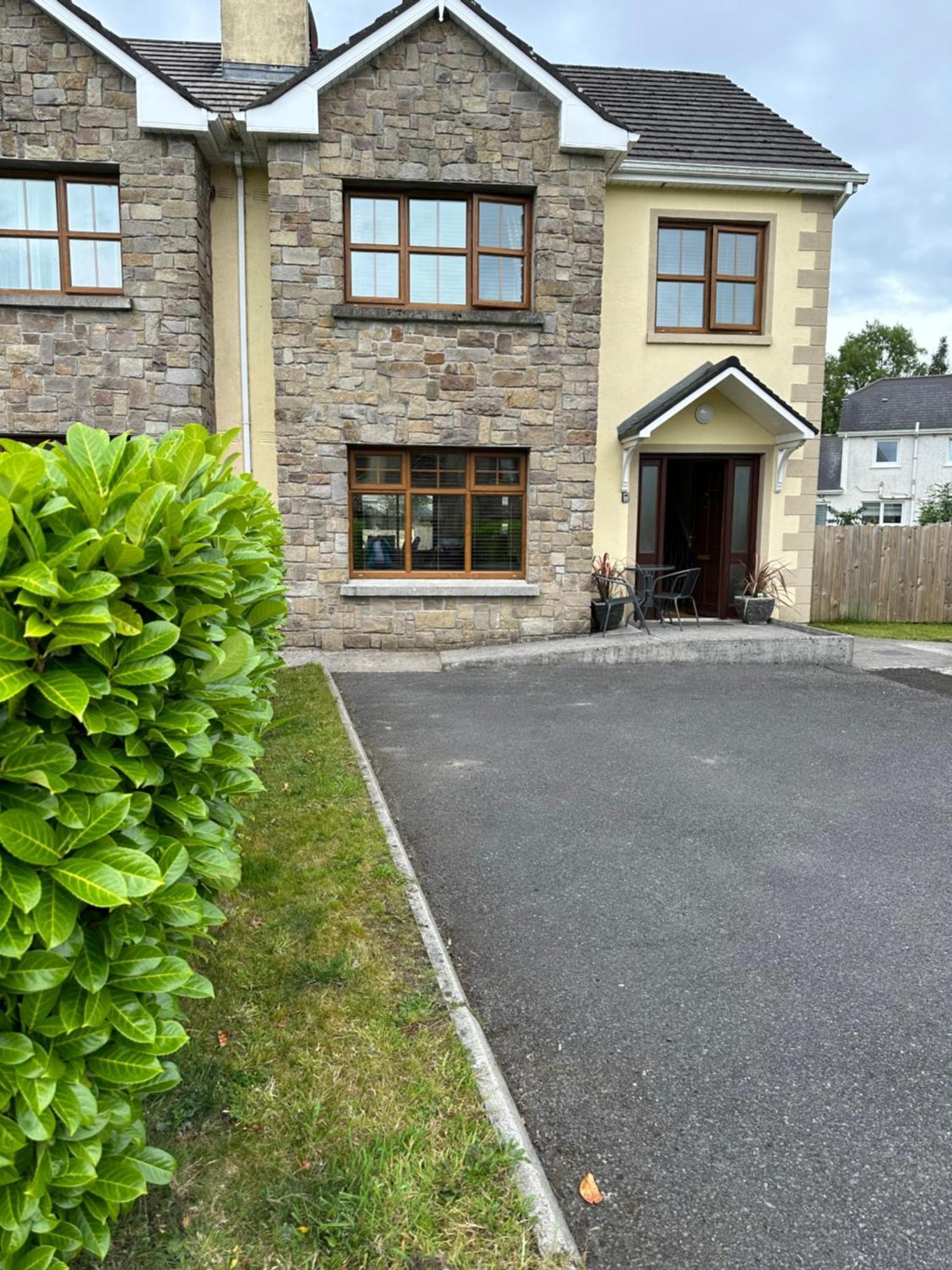 Home Near The River Shannon Rooskey Ngoại thất bức ảnh